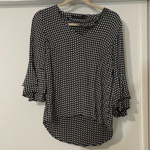 ZARA. Size XS. White and black